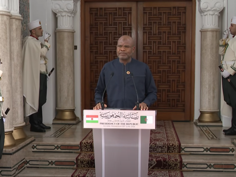 وزير البترول النيجري يشيد بالمستوى "غير المسبوق والاستراتيجي" لعلاقات التعاون بين بلاده والجزائر