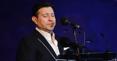 لبلبة وهالة صدقى أول الحاضرين للمشاركة فى تشييع جثمان هانى شاكر