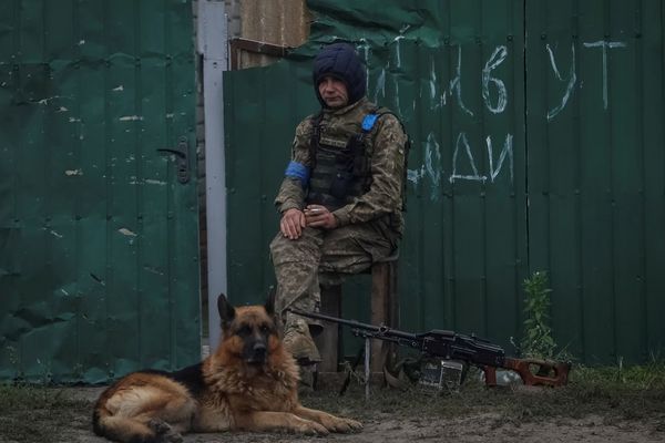 حلفاء أوكرانيا يدعون روسيا إلى «وقف غير مشروط لإطلاق النار»