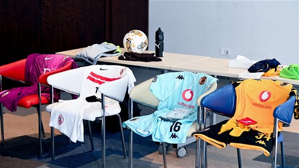 الزمالك بالزي الأساسي أمام كايزر تشيفز في الكونفدرالية (صور)