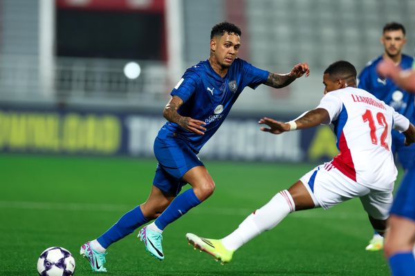 الدحيل القطري يتعادل مع الشارقة الإماراتي في أبطال آسيا للنخبة