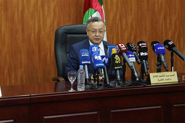 معايير تقييم موحدة في مقابلات توظيف الأساتذة المساعدين