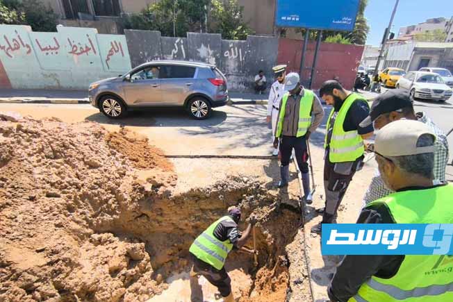 صيانة خط مياه بشارع الجرابة في طرابلس
