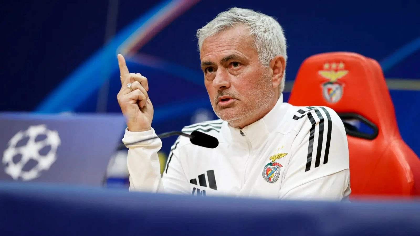 مورينيو يحسم الجدل حول عودته إلى ريال مدريد