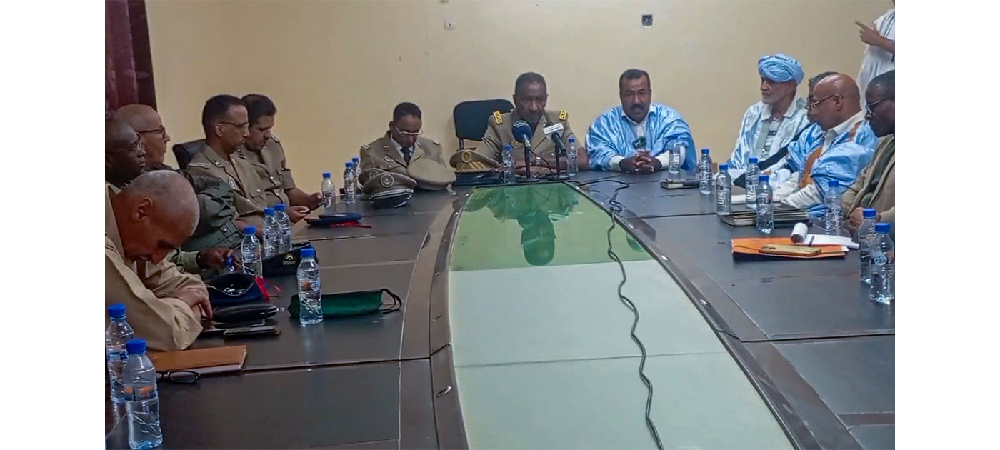 والي اينشيري يتعهد بحل كافة المشاكل التي طرحها سكان بنشاب