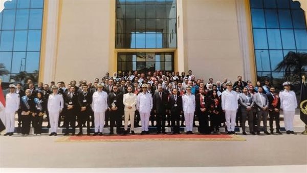 طلاب جامعة عين شمس يشاركون في ورشة “مخططات إسقاط الدولة من الداخل وسبل مواجهتها”