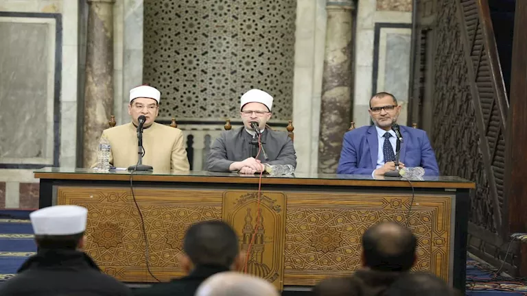الاعتصام بحبل الله أساس الحفاظ على الهوية الإسلامية