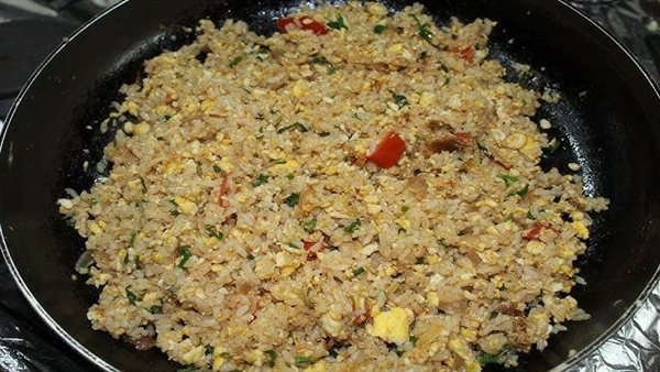 طريقة عمل الأرز المقلي بقطع اللحم على الطريقة الآسيوية