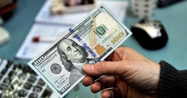 سعر الدولار على مدار الساعة.. 51.89 جنيه شراء الأخضر فى بنك مصر