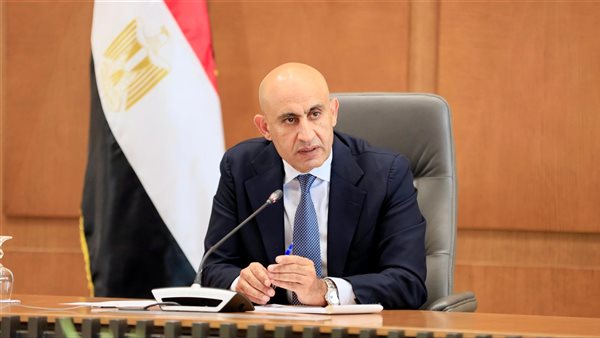 وزير التربية والتعليم يكشف عن خطة تطوير المناهج الدراسية بالتعاون مع اليابان