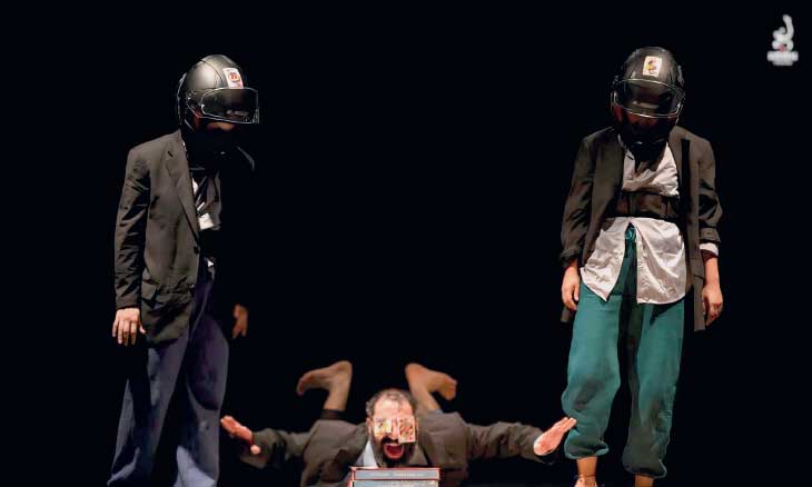 «أبطال الظل»: عودة المسرح السياسي إلى لبنان