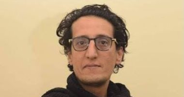 وزيرة الثقافة تجدد ندب سامح بسيونى مديرا لمسرح الطليعة