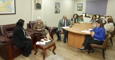 السفيرة الفرنسية المعنية بحقوق الإنسان تتعرف على جهود مصر في دعم المرأة