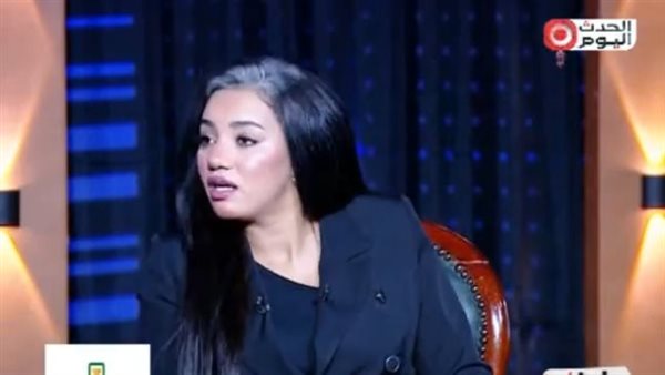 تعليق صادم من سمية درويش عن أنغام وشيرين وآمال ماهر