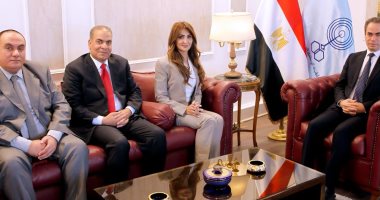 أمل رشدى وإيهاب أبو الخير وأيمن عطية نواباً لرئيس قناة النيل للأخبار