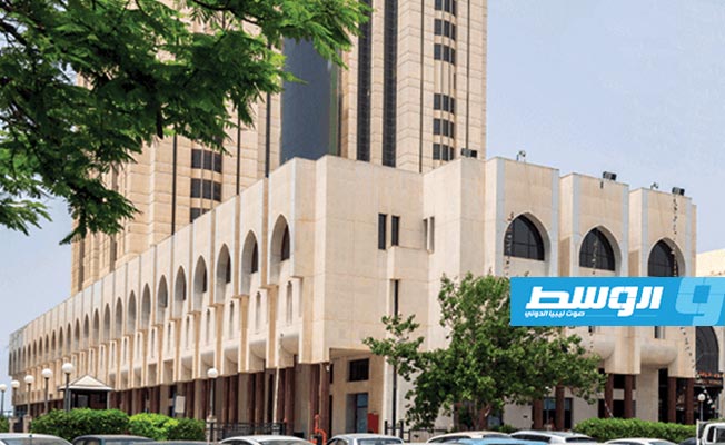المؤسسة الليبية للاستثمار تنفي صدور حكم بحبس رئيسها علي محمود وترد على محسن دريجة