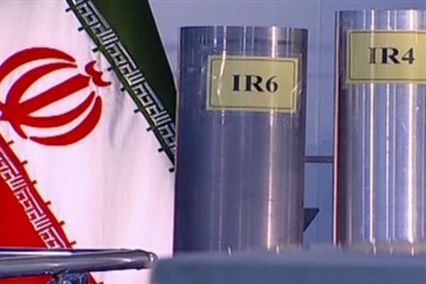 ترامب: سنستحوذ على اليورانيوم الإيراني المخصب دون أي تبادل مالي