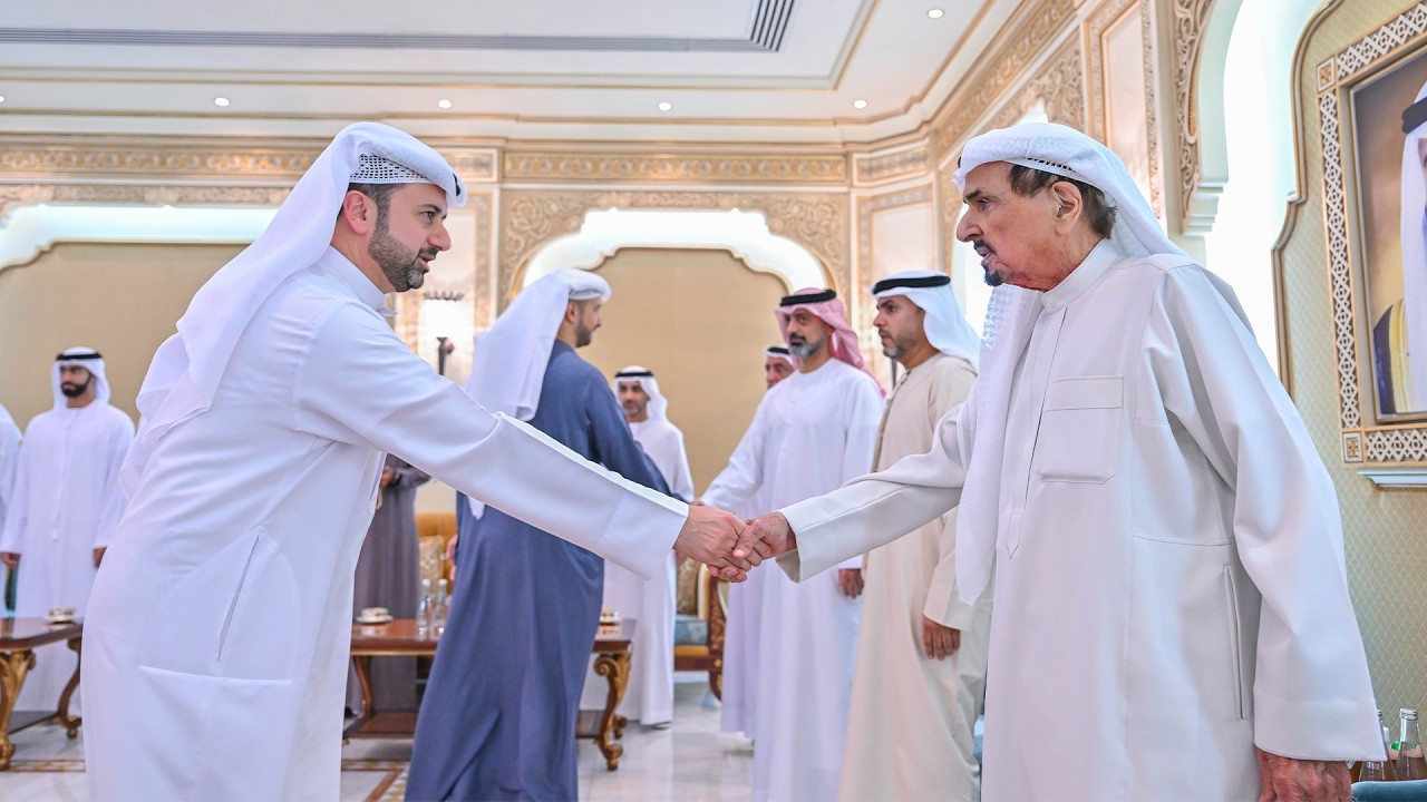 حاكم عجمان يتقبل تهاني وزير العدل والمسؤولين بالشهر الكريم
