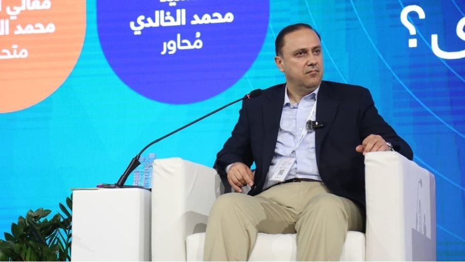 المومني يؤكد أهمية الشفافية في التعامل مع الرأي العام