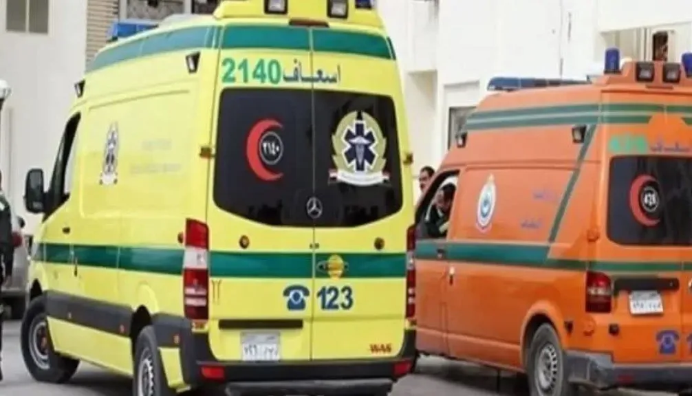 إصابة 7 أشخاص في تصادم أتوبيس بسيارة نصف نقل على الطريق الصحراوي الشرقي بالمنيا