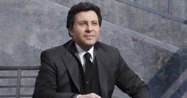 ناقد فنى لـ العاشرة: محاربة العندليب لـ"هانى شاكر" أكذوبة خدمت أمير الغناء