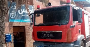 السيطرة على حريق نشب في محل حلويات بطنطا