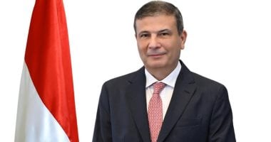 وزير الزراعة يضع خارطة الطريق للمرحلة المقبلة.. الأمن الغذائي والفلاح في الصدارة.. زيادة وتوسيع مشروع "البتلو" لصغار المزارعين.. علاء فاروق: تطوير أصناف زراعية عالية الإنتاجية وتتحمل التغيرات المناخية