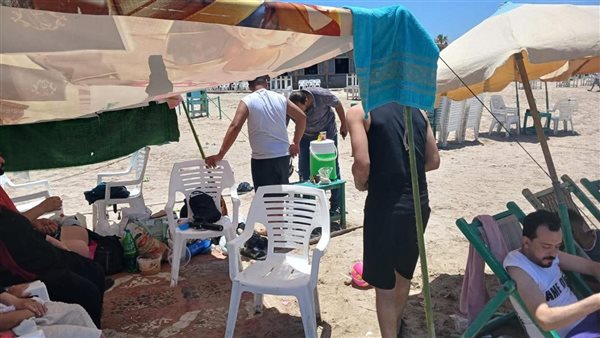 حملات مكبرة لإزالة المخالفات بشاطئ رأس البر
