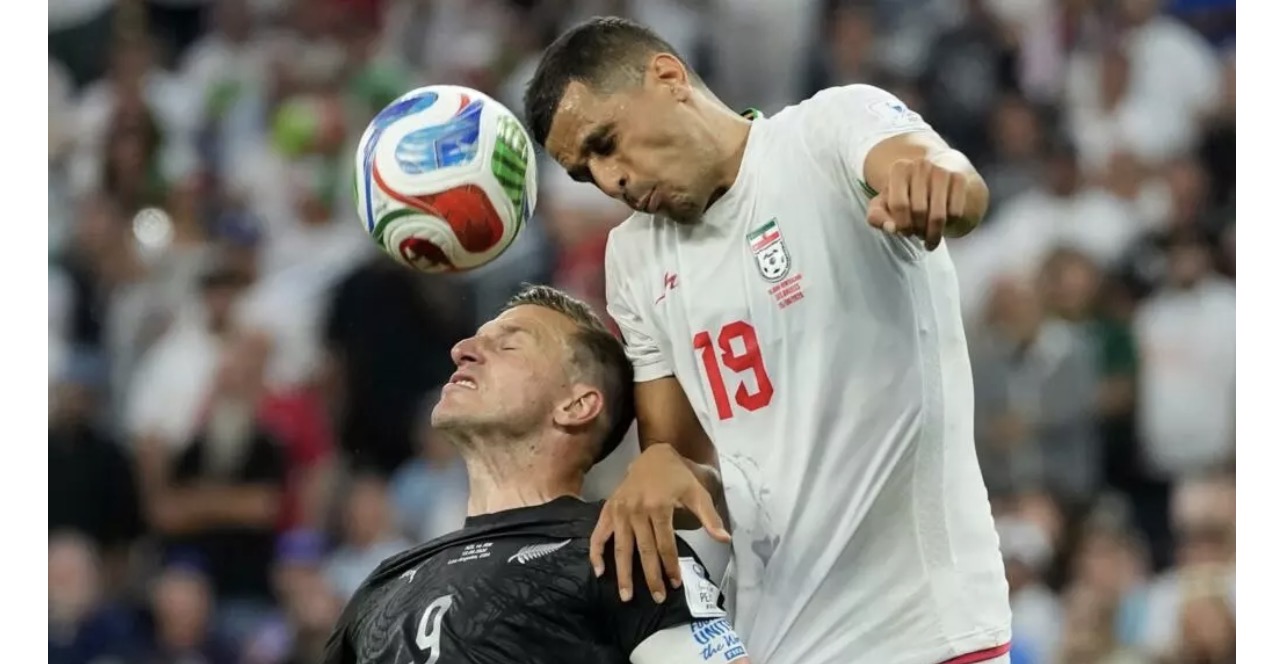 إيران تتعادل مع نيوزيلندا في كأس العالم وسط أجواء الحرب والاحتجاجات