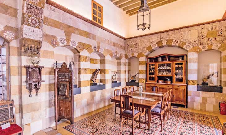 حاجيات مستعملة لسدّ الفراغات في تاريخ بيروت