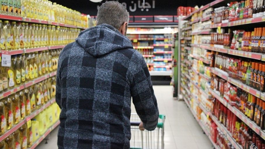 من الازدحام إلى الهدوء.. الأسواق تعود للانسيابية مدعومة بتوفر مطمئن للسلع