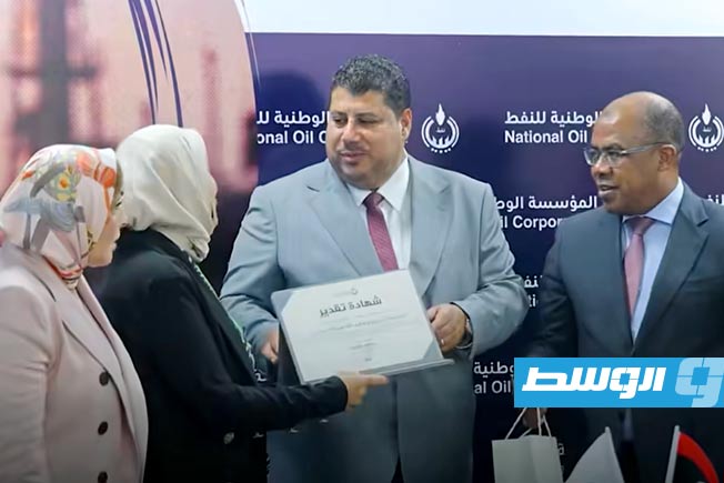 سليمان يعتمد 20 أبريل للاحتفاء بالمرأة الليبية العاملة في قطاع النفط