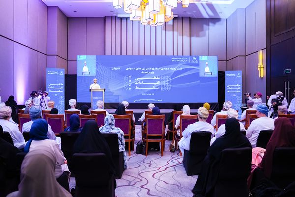 مُلتقى القيادات يستعرض مشروعات التّطوير الصحّي بمحافظة مسقط