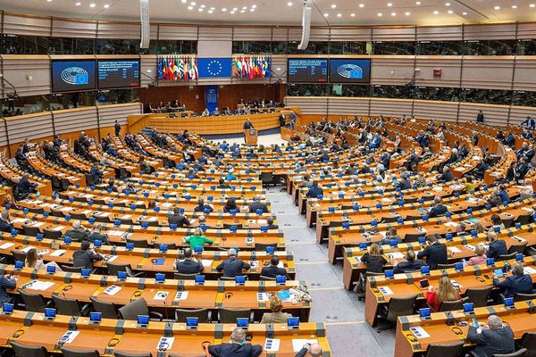 البرلمان الأوروبي يدعو إلى زيادة التمويل اعتبارًا من عام 2028