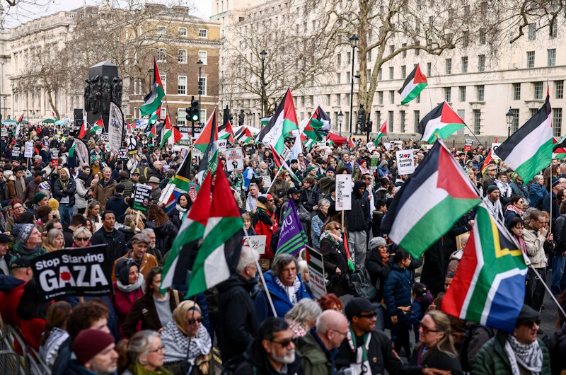 المنظمون لاحتجاجات مؤيدة لفلسطين في لندن يرفضون دعوات كير ستارمر لحظر بعضها وربطها بمعاداة السامية