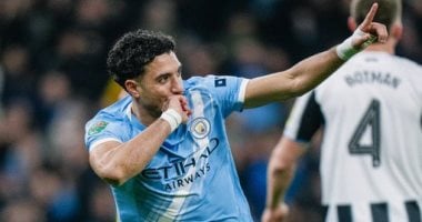 أتلتيكو مدريد يضع عمر مرموش على رأس أولوياته في الميركاتو الصيفي