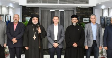 محافظ أسوان يستقبل مطران إيبارشية طيبة لتقديم التهنئة بشهر رمضان