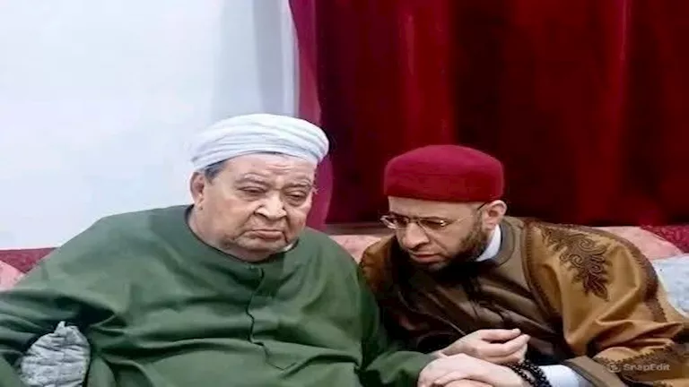 شقيق شيخ الأزهر يستقبل الدكتور أسامة الأزهري بساحة آل الطيب في الأقصر