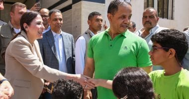 وزيرة الإسكان تشدد على سرعة الانتهاء من أعمال تطوير الطرق ومداخل مدينة بدر