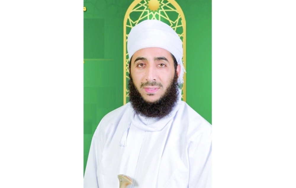 سؤال الذاكرين يجيب عنها فضيلة الشيخ د. كهلان بن نبهان الخروصي مساعد المفتي العام لسلطنة عُمان