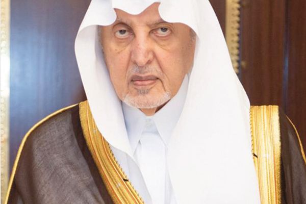 أمير مكة يُهنئ القيادة بحلول شهر رمضان
