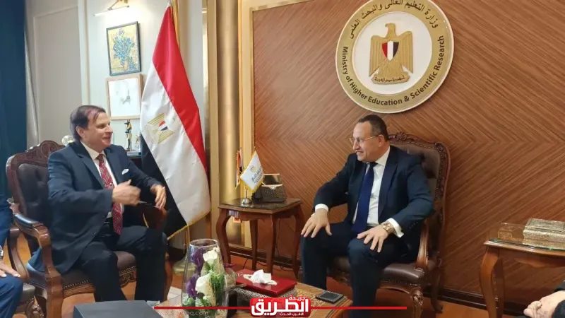 وزير التعليم العالي يستقبل أمين عام رابطة الجامعات الإسلامية لتهنئته بتولي مهام منصبه الجديد