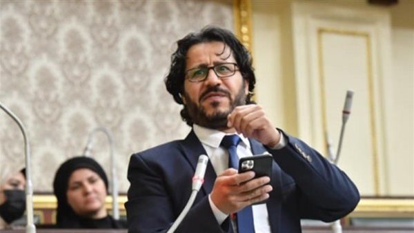 النائب أحمد بلال: مصر للطيران الأعلى سعرا لرحلات العودة من الخليج بعد الحرب