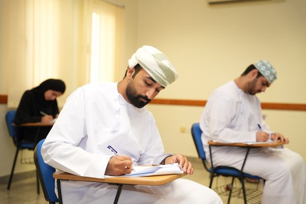 التحاقُ دفعة جديدة من حملة الدّبلوم العام والدّبلوم ما بعد العام بهيئة الدّفاع المدني والإسعاف