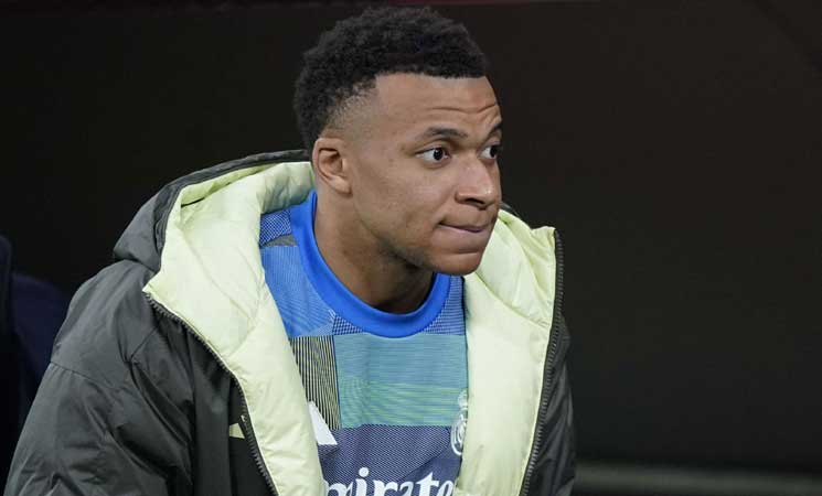 باريس سان جرمان يقرّر عدم استئناف الحكم بدفع 61 مليون يورو لمبابي