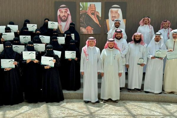 مدير تعليم الطائف يكرم المدارس الفائزة في مشروع «أثر يُرى»