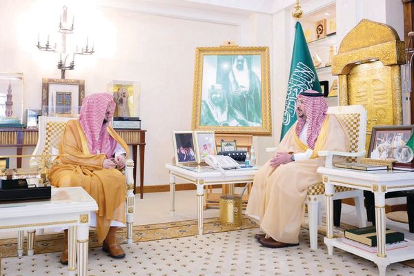 أمير القصيم يستقبل أمين هيئة كبار العلماء ورئيس قطاع الوسطى الصحي