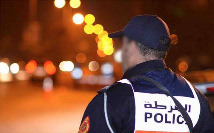 فاس.. القرطاس وجهاز “TASER” لتوقيف مخمور هائج