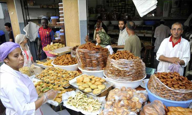 مرحبًا بشهر الاختلاف بين المسلمين… ومنشدون يريدون أجر المغنين!