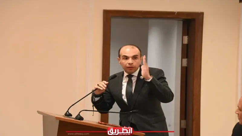 وزيرة الإسكان توجه بتشكيل لجنة فنية مكبرة لمعاينة مشكلات الصرف بقرى مركز السنطة في الغربية